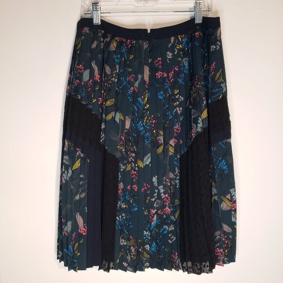 Banana Republic Blue Black knee length A-Line Pleated floral lace Skirt Size XS - Picture 7 of 16